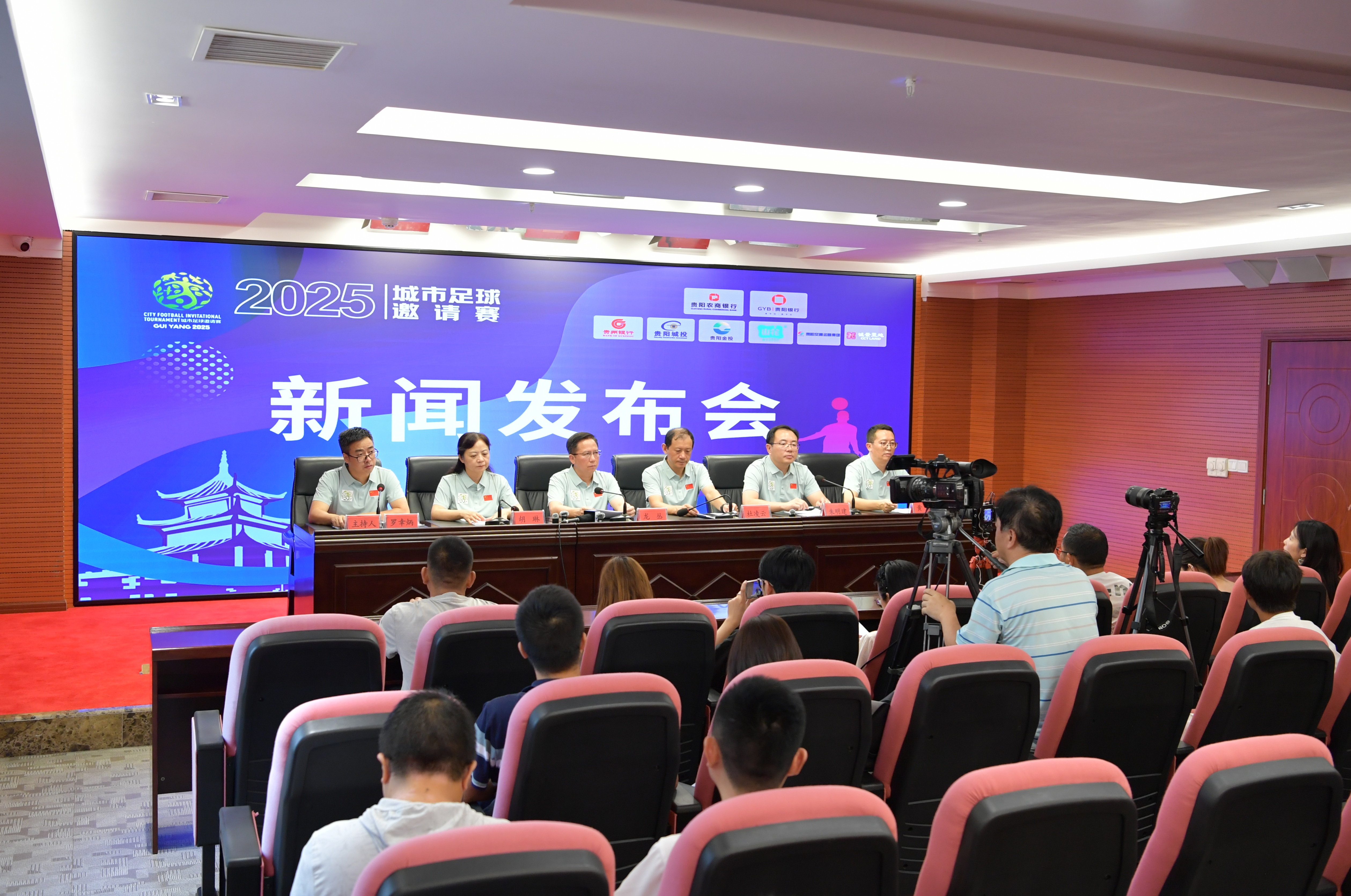 砸 1 亿欧！曼联瞄准西甲天才中场，为卡里克量身打造重建核心